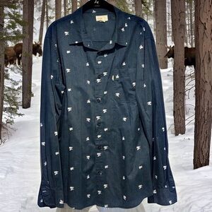 ❤️5 for $25❤️ - Walker Refinery moose shirt lightly worn - non-smoking home